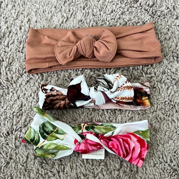 Kyte BABY Other - Kyte Baby and Posh Peanut Bow Bundle